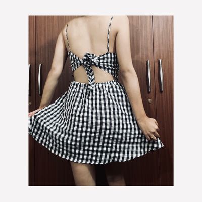 Wholesale Girl Dress Black and White Plaid Skirt Sleeveless Dress Yellow  Bow Adorning Baby Girl Dress Kids Wear - China Girl Dress and Dress price |  Made-in-China.com