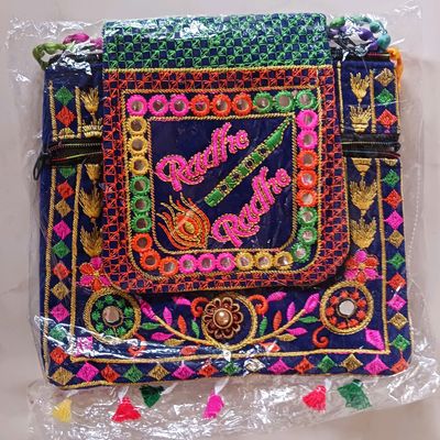 Kutch Work Purse, Pattern : Designer, Occasion : Party at Rs 150 / Piece in  Ahmedabad