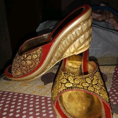 Buy Honey Step Women's Red Fashion Sandal - 40 at Mehndi Haldi
