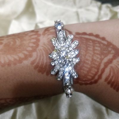 18k Real Diamond Bracelet JGS-2203-05808 – Jewelegance