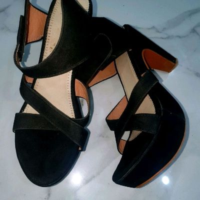 Buy Women Black Casual Sandals Online | SKU: 40-130-11-36-Metro Shoes