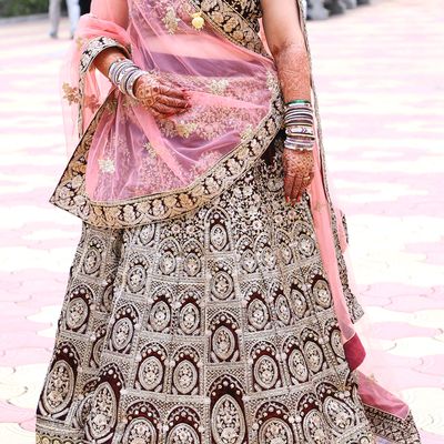 Top Mohey Lehenga Retailers in South Extension 1 - Best Mohey Lehenga  Retailers Delhi - Justdial
