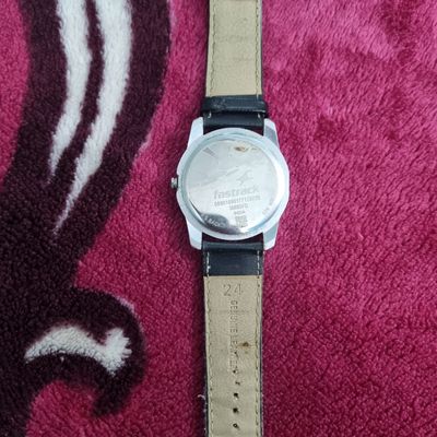 Bb Jobs Bey Sell: fastrack watches