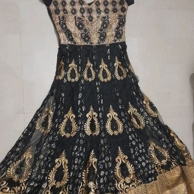 Elegant Black Color Circular Flair Gown, Gown Dresses, पार्टी गाउन्स - Pink  Fabb, Delhi | ID: 26264886273
