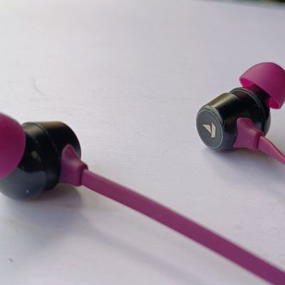 Boat headphones ear online hooks