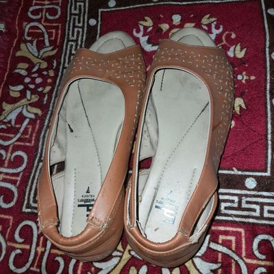 Women Flat Chappal – Sreeleathers Ltd