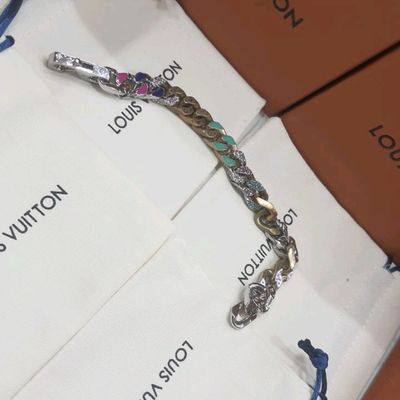 Louis Vuitton LV in The Sky Bracelet, Gold, One Size
