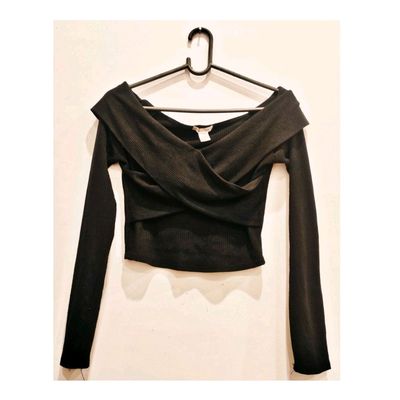 Black Full Sleeves Criss Cross Top