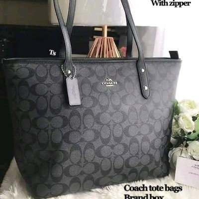 Handbags, ✓ NEW ORIGINAL COACH Tote Bag 🔥🔥