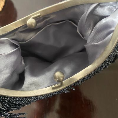 Modestly Priced Premium Jilly Designs Handbag Collection, kiss lock bag