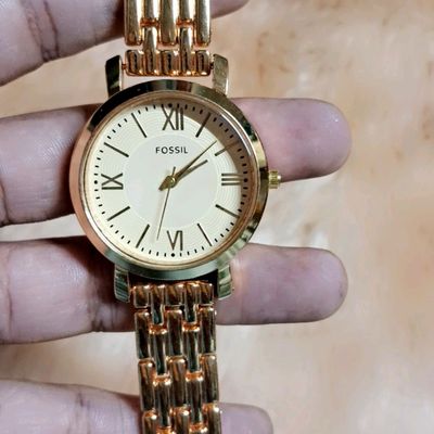 Ladies watch golden discount colour