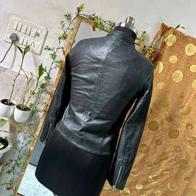 Original Leather Jacket at cheap price🔥😍 exploring leather jacket biggest  market in delhi🔥 - YouTube