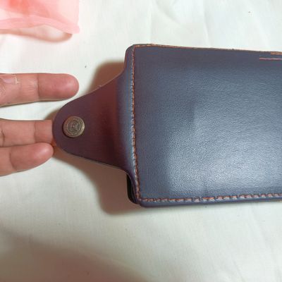 Ladies Blue Leather Purse With Zipper Closure, Pocket Fitting Application:  Hardware Parts at Best Price in Delhi | Salik Enterprises