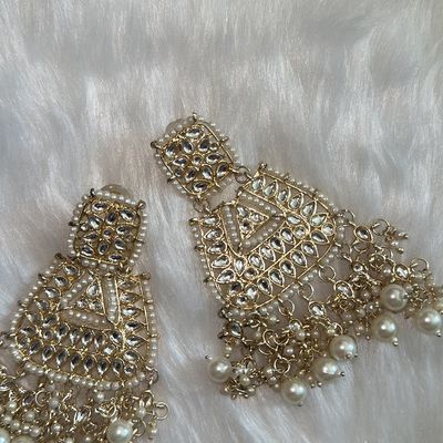 White heavy online earrings