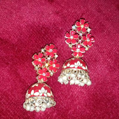 Two Steps Chandbali Locket With Matching Earrings