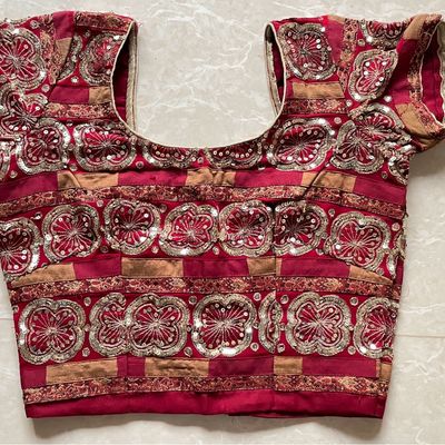 Girls Clothing, Nice Lehenga Choli.used Only Twice.