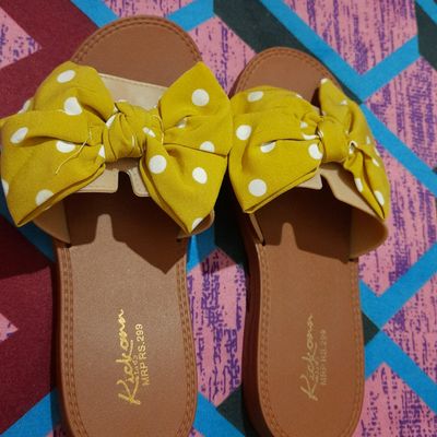 Branded flip best sale flop slippers