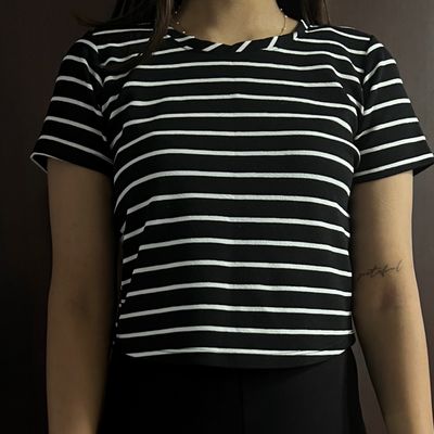 black and white stripe top