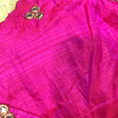 Shop Hand Embroidery Kutch Culture Mirror Work Red Silk Saree Online –  Sunasa