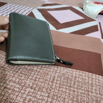 Amazon.com: MANBANG 【Genuine Cowhide Leather】 Brand Men's Wallet Luxury  Original Short Tri-Fold First Layer Cowhide Purse Business Horizontal  Fashion (Coffee) : Clothing, Shoes & Jewelry