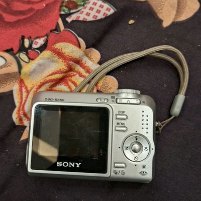 Sony 2025 a 650