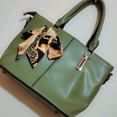 GREEN CROC PU LEATHER BAG WITH GOLD AKA® TAG – CAUSE For Elegance