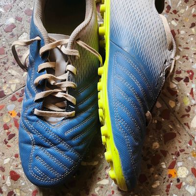 Buy kipsta deals football shoes