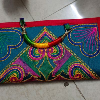 Best Ladies Handbag Designs in Pakistan For 2024-2025 | Bags, Women  handbags, Stylish handbag