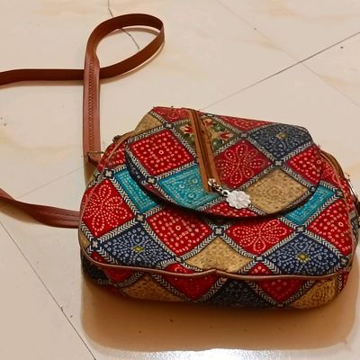 Cotton Printed Ladies Hand Bag at Rs 220/piece in Kolhapur | ID:  2852170783633