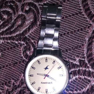 Fastrack wrist outlet watch