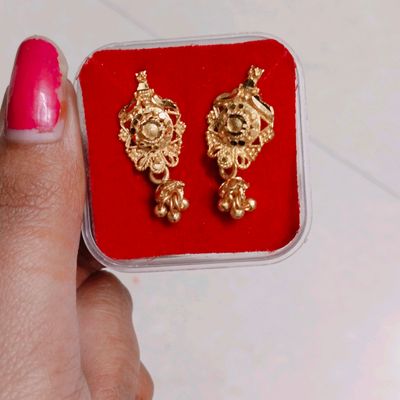 Bentex jewellery store earrings