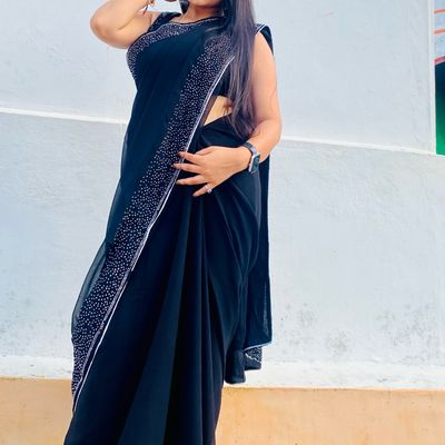 Engrossing Navy Blue Soft Silk Saree With Glowing Blouse Pie