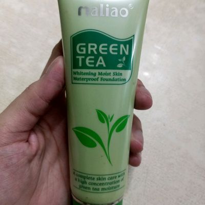 Foundation GREEN TEA Whitening Moist Skin Waterproof Foundati