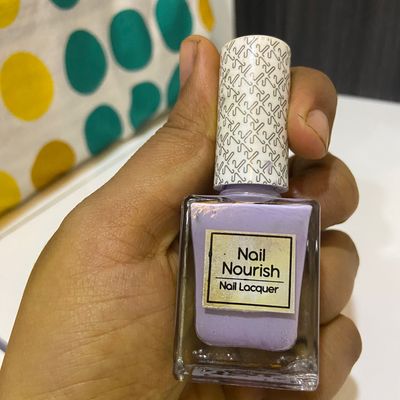 Seventeen lilac nail polish - Do You Speak Gossip?