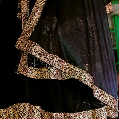 NAIRA's Collection - Wedding Special Lehenga Choli Fabric Detials: Lehenga:  Tapetta Silk with embroidery work Inner: Santoon Choli: Tapetta Silk  Dupatta: heavy soft net Lehanga semi Stiched upto 44 Choli unstitched upto