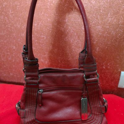 Tignanello White pebbled leather Crossbody pocketbook purse | Leather  crossbody, Purses crossbody, White purses