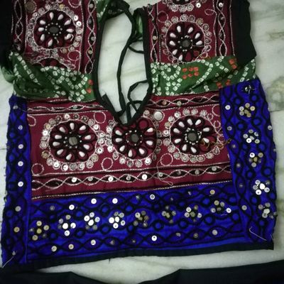 Femisha Creation Girls taffeta Satin Embroidered Wedding Wear Semi Stitched  Lehenga Choli_(It's 3-15 Years Girls)