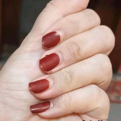 Maroon Queen Nail Henna nail polish halal | Inaexport