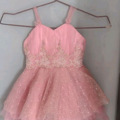 Baby frock pink on sale colour