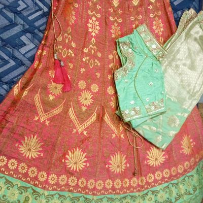 Buy SAINOOR Women'S Banarasi Silk Weaving Semi-Stiched Lehenga Choli With  Dupatta (GARIMA 3), Lehnega : Pista Green | Blouse : Peach | Dupatta : Peach,  Free Size at Amazon.in