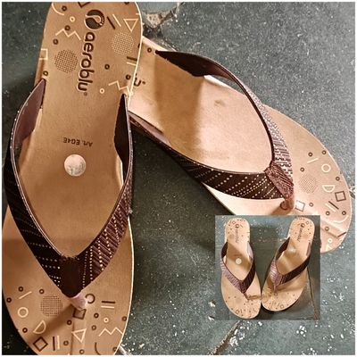 Buy Fashion Tails Block Heel Sandals for Women and girls | Daily Use Branded  & Stylish Comfortable Heel Online at Best Prices in India - JioMart.