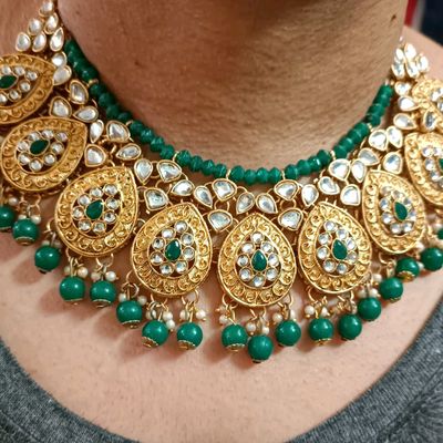 Sukkhi Luxurious Kundan Gold Plated Pearl Choker Necklace Set Worn By -  Sukkhi.com