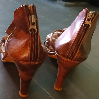 Via Spiga Cognac Brown Leather Slingback Sandals Heels 7.5 Women's |  Sandals heels, Slingback sandal, Brown leather